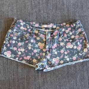 Juniors Floral Bongo Shorts